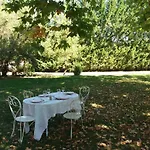 Le Cote D'elle Niozelles