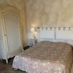Le Cote D'elle