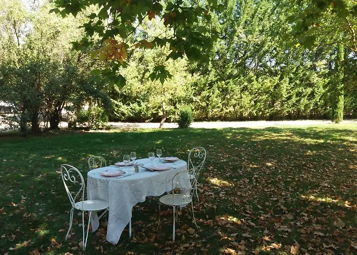 Le Cote D'elle Niozelles